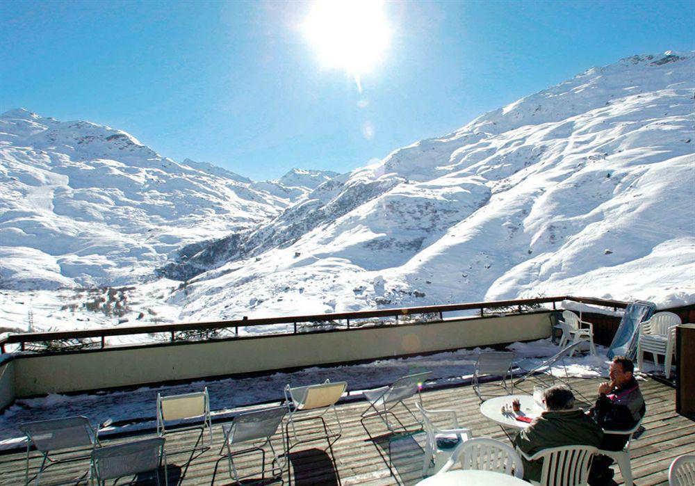 Hotel Les Bruyeres Les Menuires Exterior photo