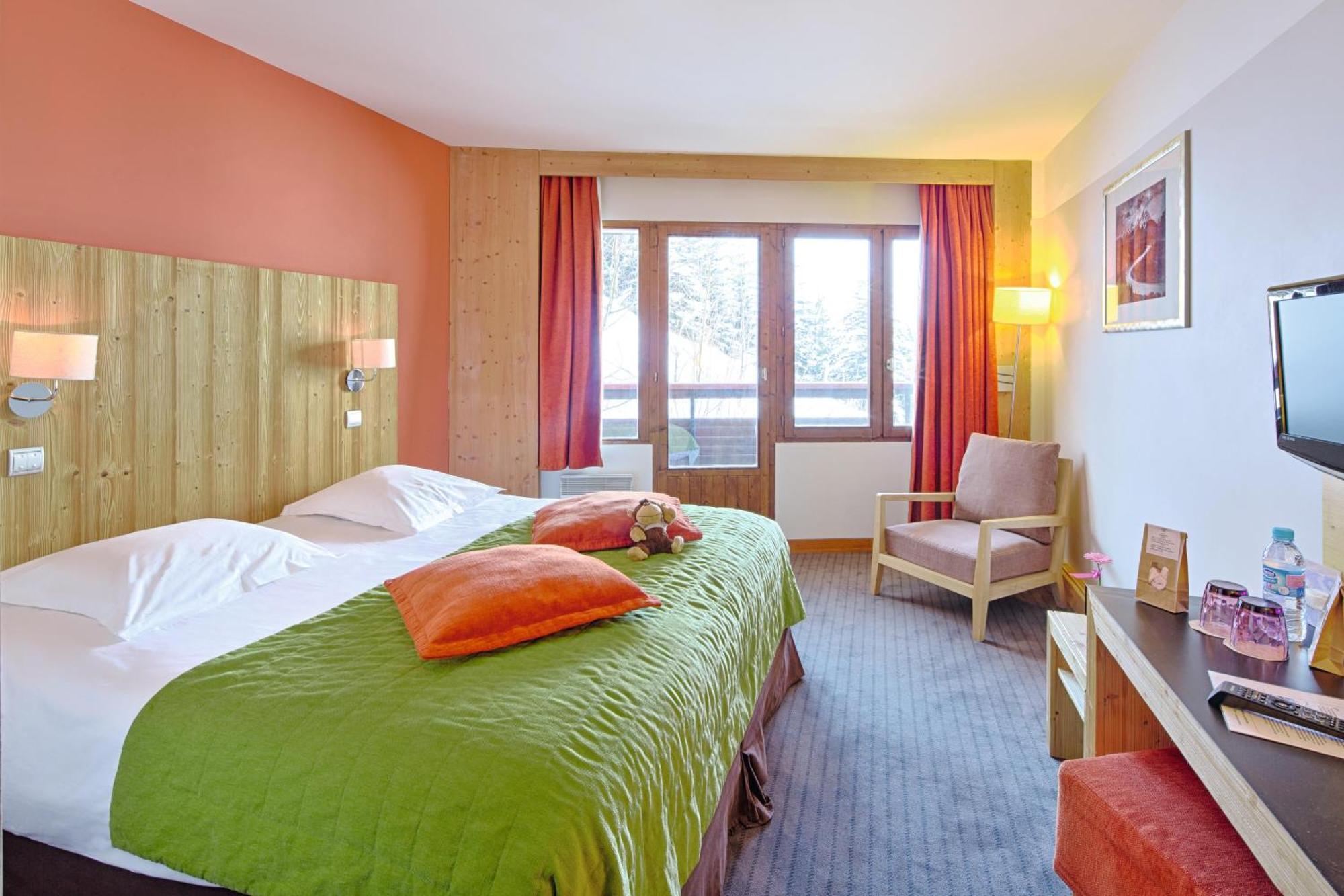 Hotel Les Bruyeres Les Menuires Room photo